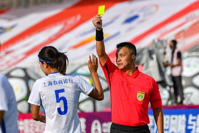 敢打敢拼！赵睿13中7砍下中国男篮最高的17分